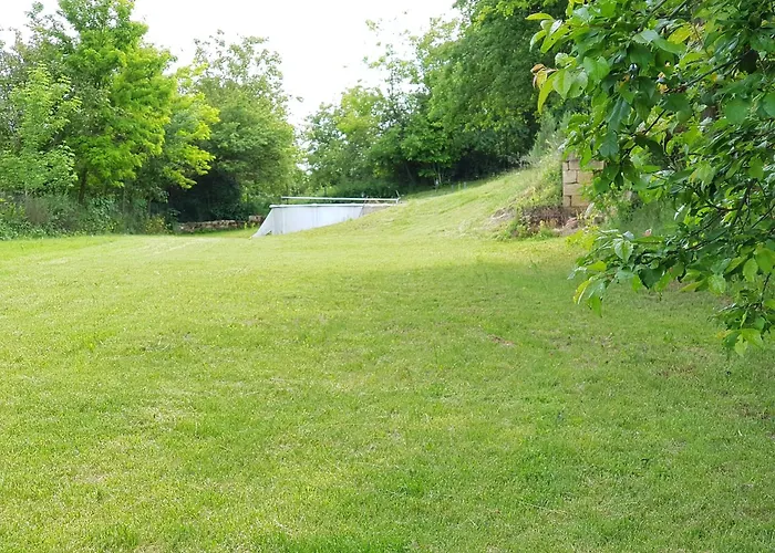 فيلة добреви *